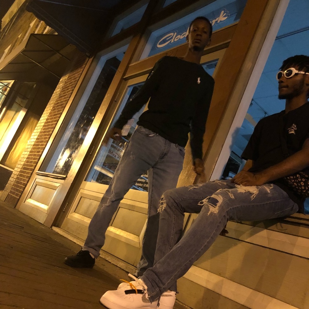 Meet your Posher, Deandre